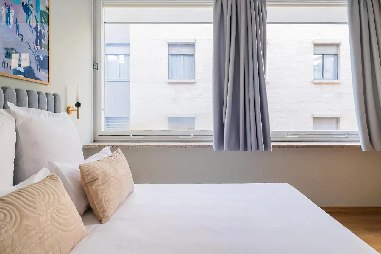Aparthotel Milan Adore