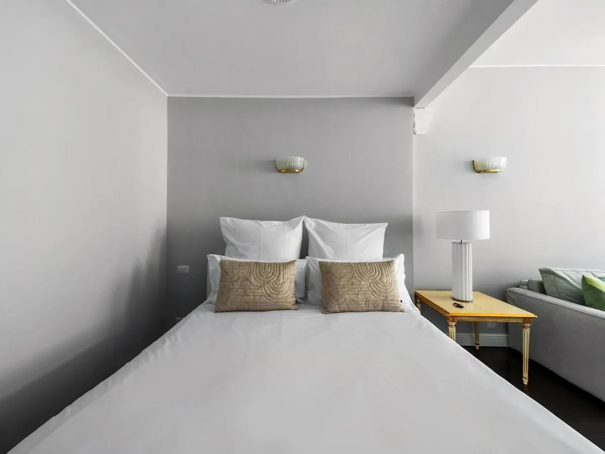Milan Adore Aparthotel